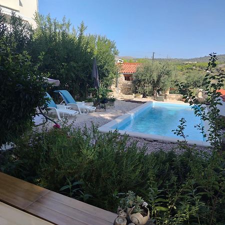 Vacation House Milka 米欧纳 外观 照片